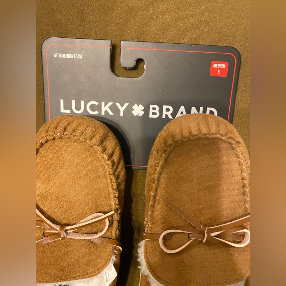 Lucky Brand Tan‎ Moccasin Slippers - Picture 2 of 4